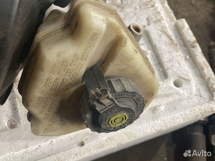 Вакуумный усилитель тормозов Audi Q7 в сборе