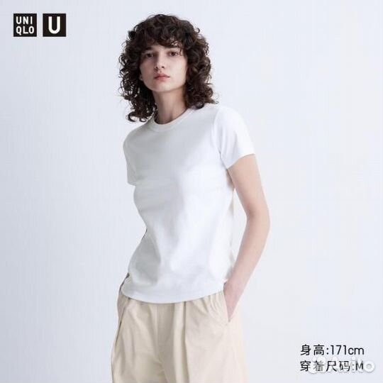 Женская футболка uniqlo U размер M