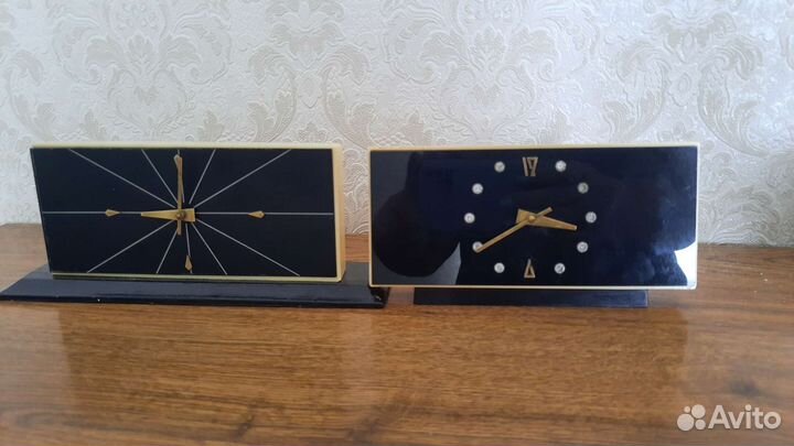 Настольные часы Молния