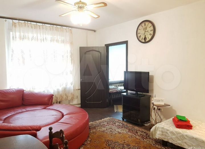 2-к. квартира, 56 м², 1/8 эт.