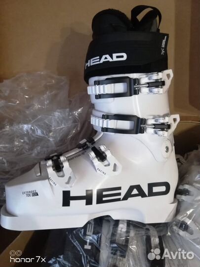 Горнолыжные ботинки