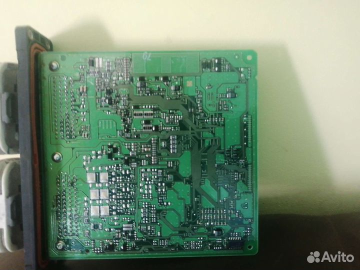 Блок управления двигателем Mazda 3 bk, 1.6, Z6