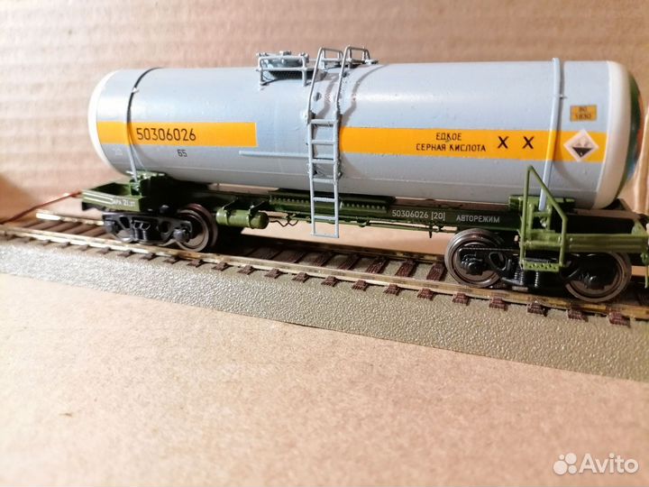 Вагон цистерна 15-1548 1/87, Н0