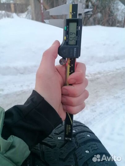 Nokian Tyres Hakkapeliitta 8 SUV 215/65 R16 102T