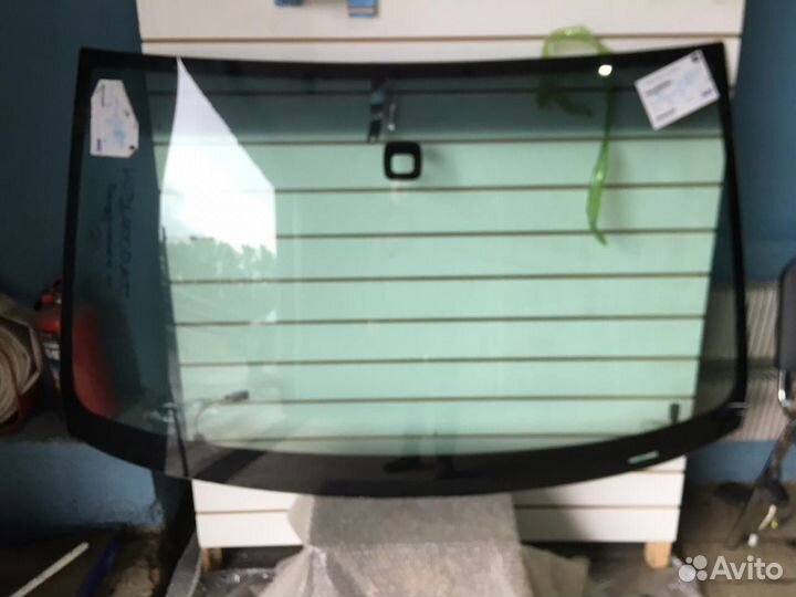 Лобовое стекло Фольксваген Туарег с обогревом