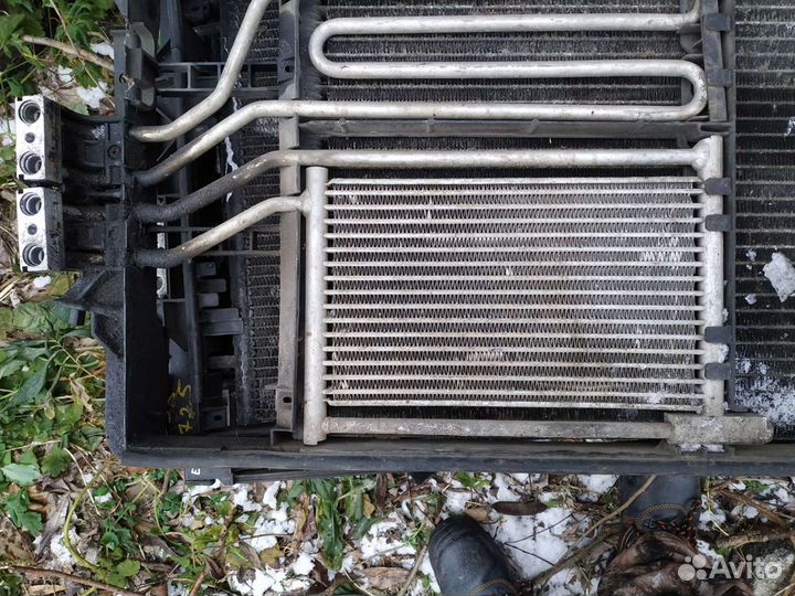 Бмв е38 радиатор АКПП