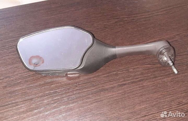 Зеркало от мотоцикла Honda