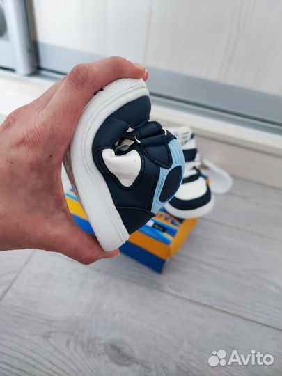 Утеплённые кеды для малыша фирмы Капитошка