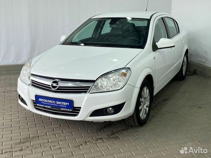 Opel Astra 1.6 МТ, 2013, 137 468 км