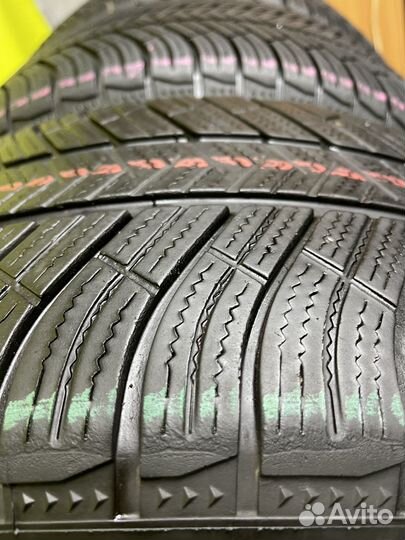 Michelin Pilot Alpin PA4 255/45 R19 104W