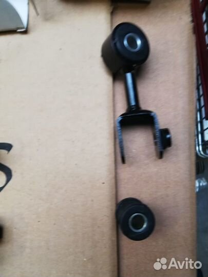 Стойка стабилизатора Toyota Hiace atlto1081