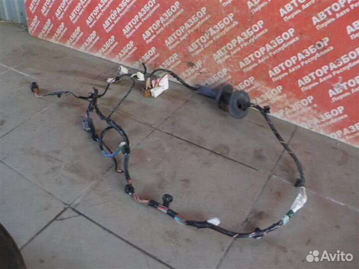 Проводка двери передняя правая Mitsubishi Lancer