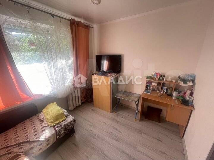 Комната 13,3 м² в 1-к., 2/5 эт.