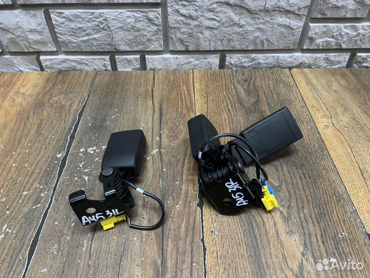 Mercedes Benz AMG A45 W176 Ответная часть ремня