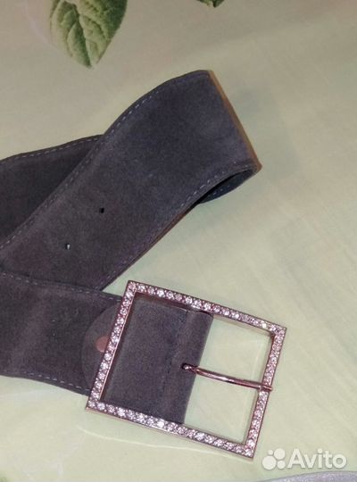 Ремни женские новые