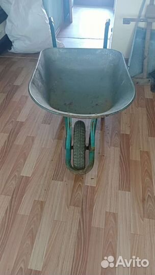 Садовая тачка