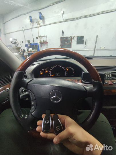 Ключ Mercedes Рыбка, с программированием