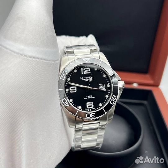 Мужские кварцевые часы Longines