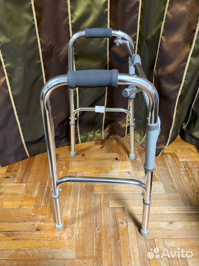 Ходунки шагающие новые