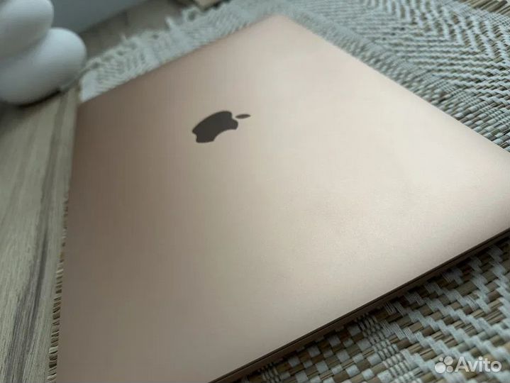 MacBook Air 13