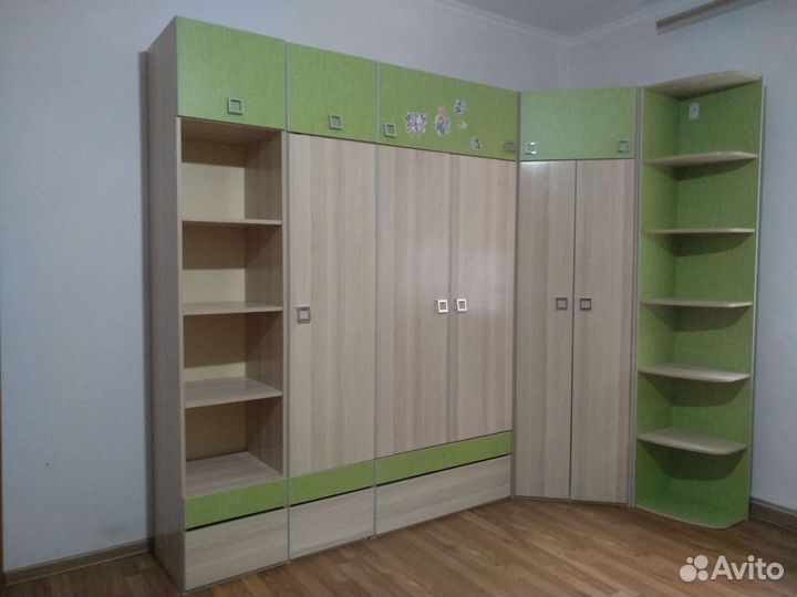 Модульный мебельный комплект 