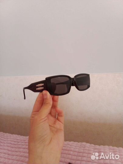 Солнцезащитные очки