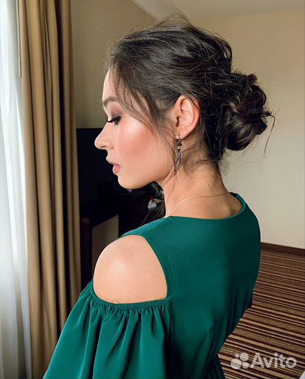 Визажист и мастер по прическам