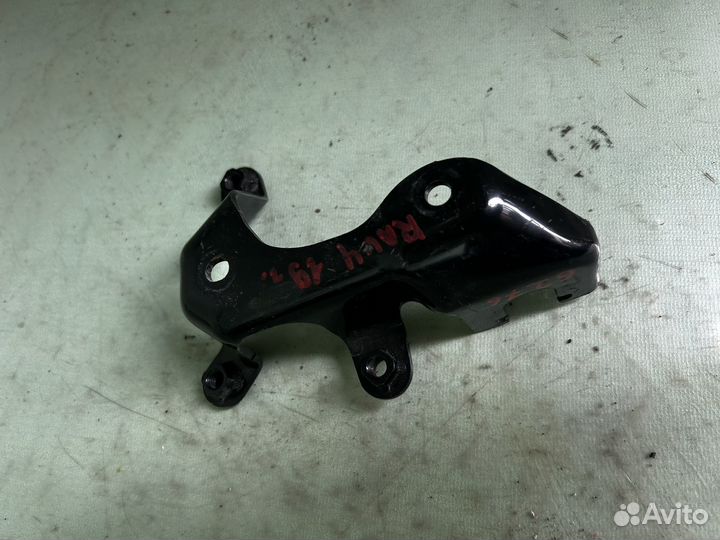 Кронштейн троса АКПП toyota rav 4 xa50