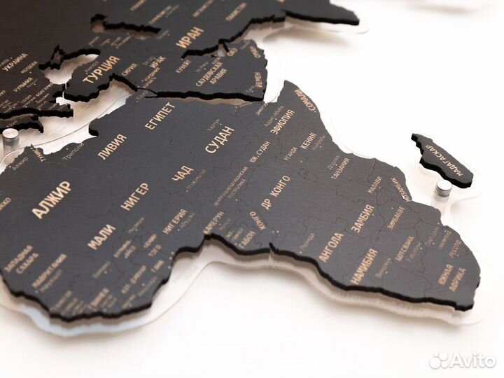 Карта мира из дерева черная в Ижевск