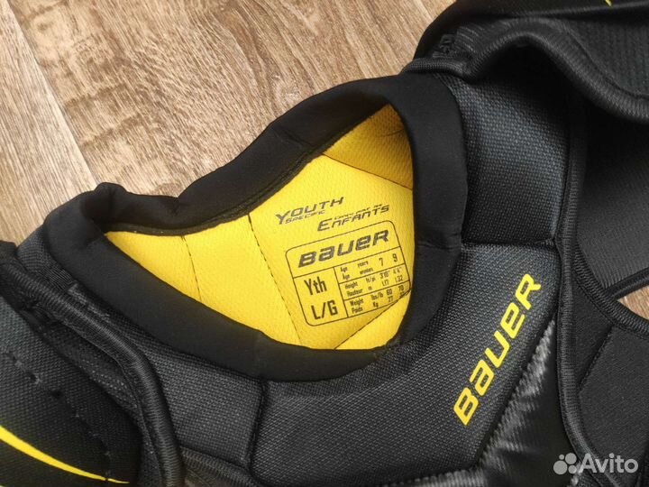 Нагрудник хоккейный детский