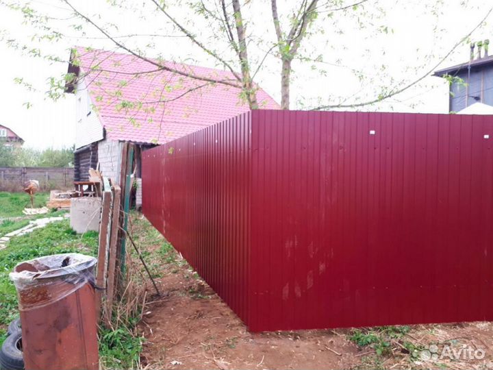 Заборы с раздвижными воротами