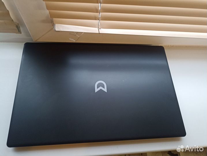 Ноутбук новый в коробке