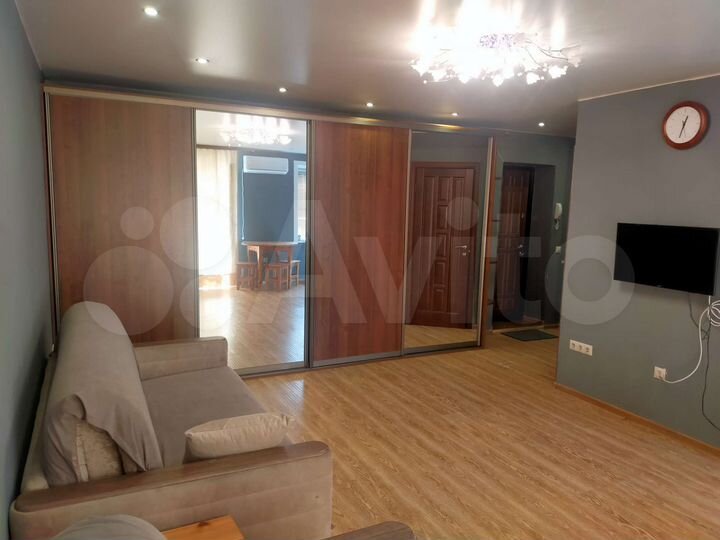 2-к. квартира, 56 м², 4/5 эт.