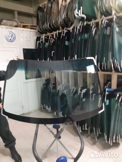 Лобовое стекло Субару Легаси / Аутбек