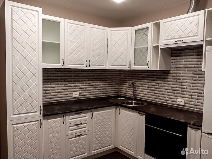 Кухня угловая новая