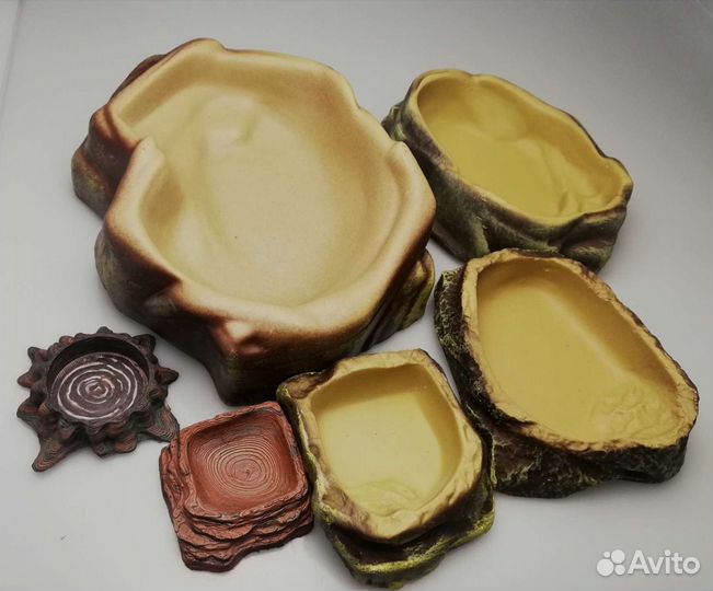 Кормушка, поилка, влажка, домик