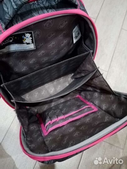 Школьный рюкзак