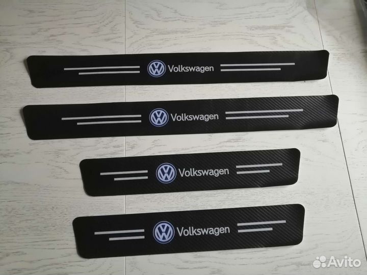 Наклейки 5D на пороги автомобиля