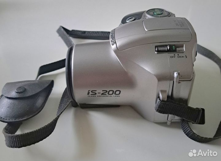 Пленочный фотоаппарат Olimpus IS-200