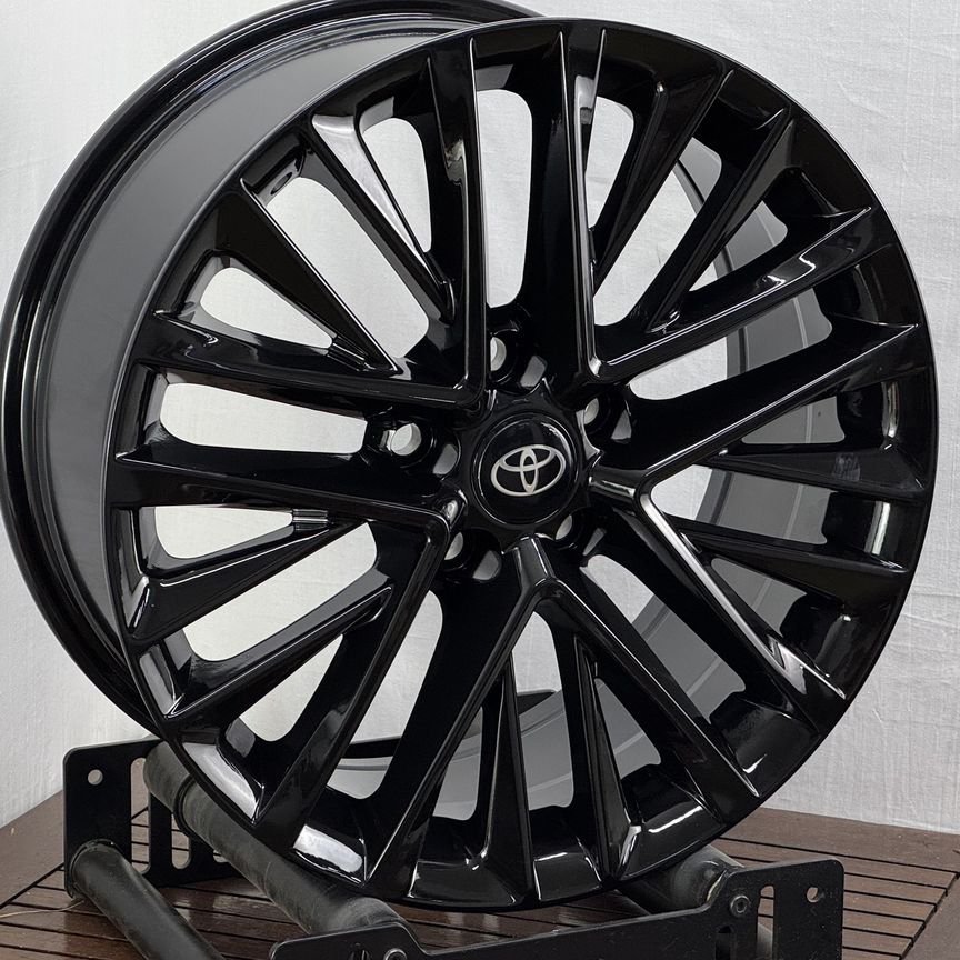 Литые диски PRD 8×R18 5×114.3
