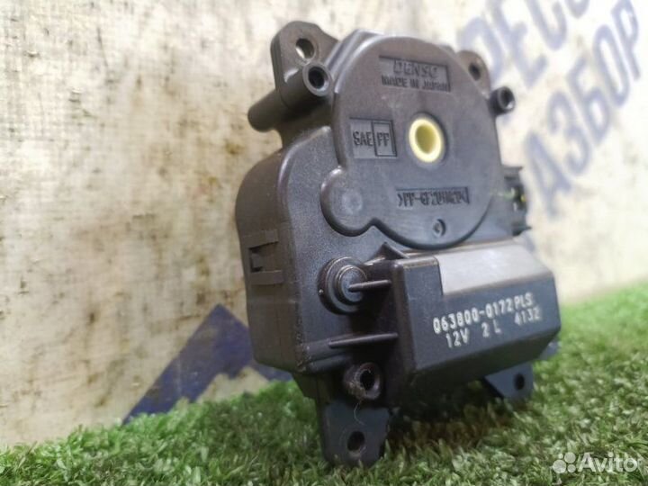 Сервопривод заслонки печки Toyota Mark X седан 2.5