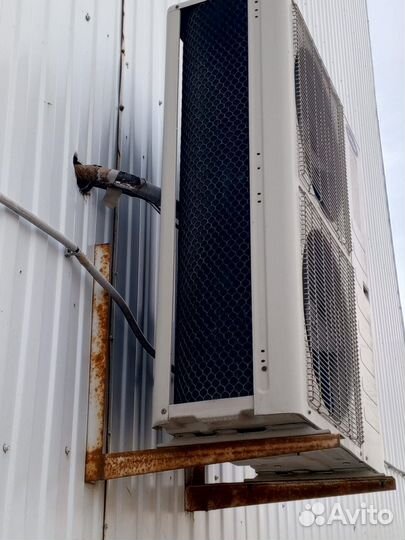 Напольный кондиционер