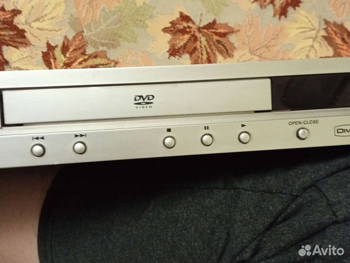 Dvd плеер pioneer, много дисков с к/ф и мультики