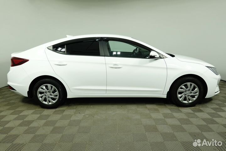 Hyundai Elantra, 2019