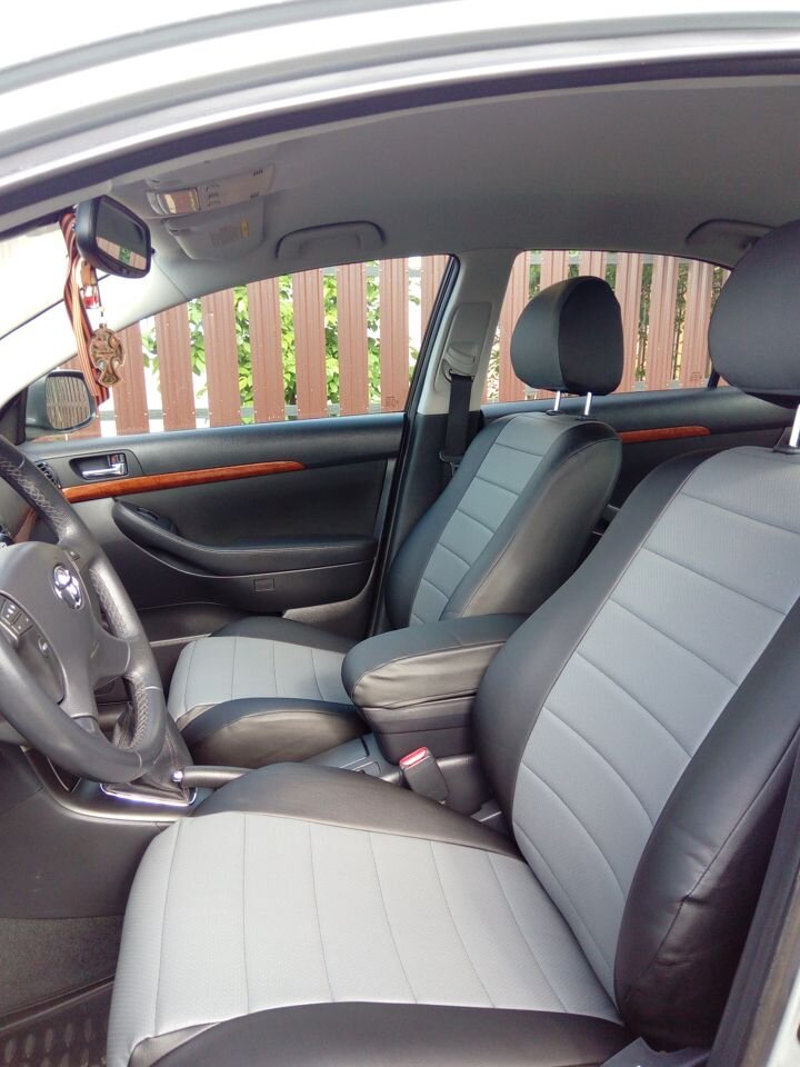 Toyota Avensis: фото владельца