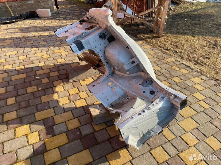 Четверть задняя левая Camry 70 / Камри 70