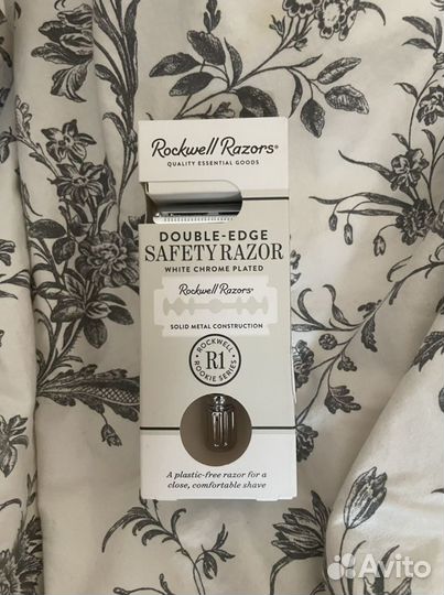 Бритва Rockwell Razors R1