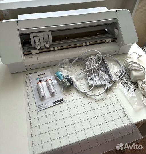 Плоттер silhouette cameo 4