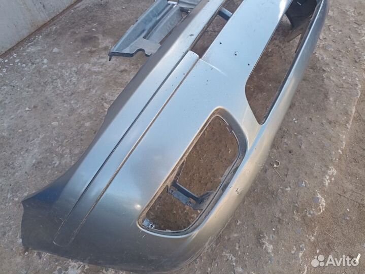 Бампер передний Фиат Альбеа