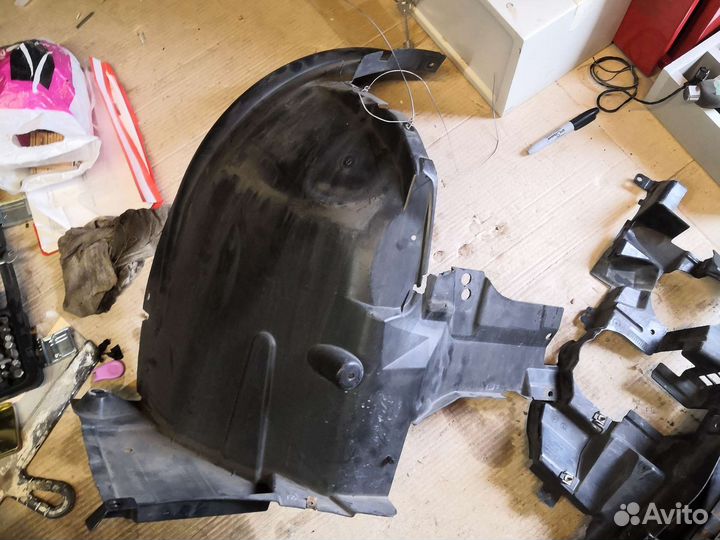 Локер перед левый задняя часть бмв е70 х5 2010г